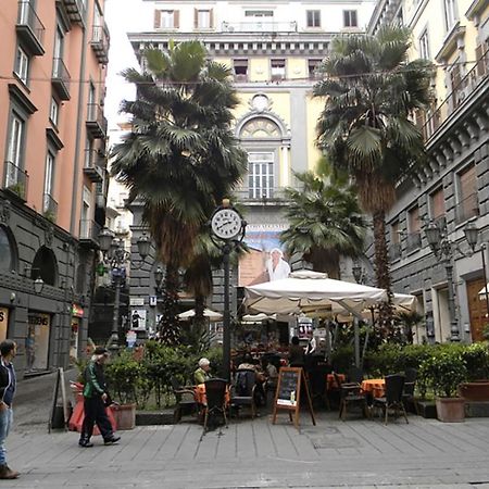 Casa Vacanze Napoli Centro Carmen & Sara Kültér fotó