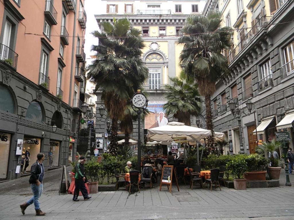 Casa Vacanze Napoli Centro Carmen & Sara Kültér fotó
