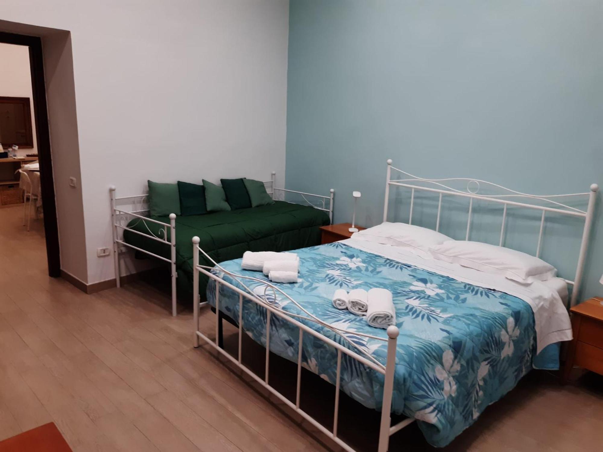 Casa Vacanze Napoli Centro Carmen & Sara Kültér fotó